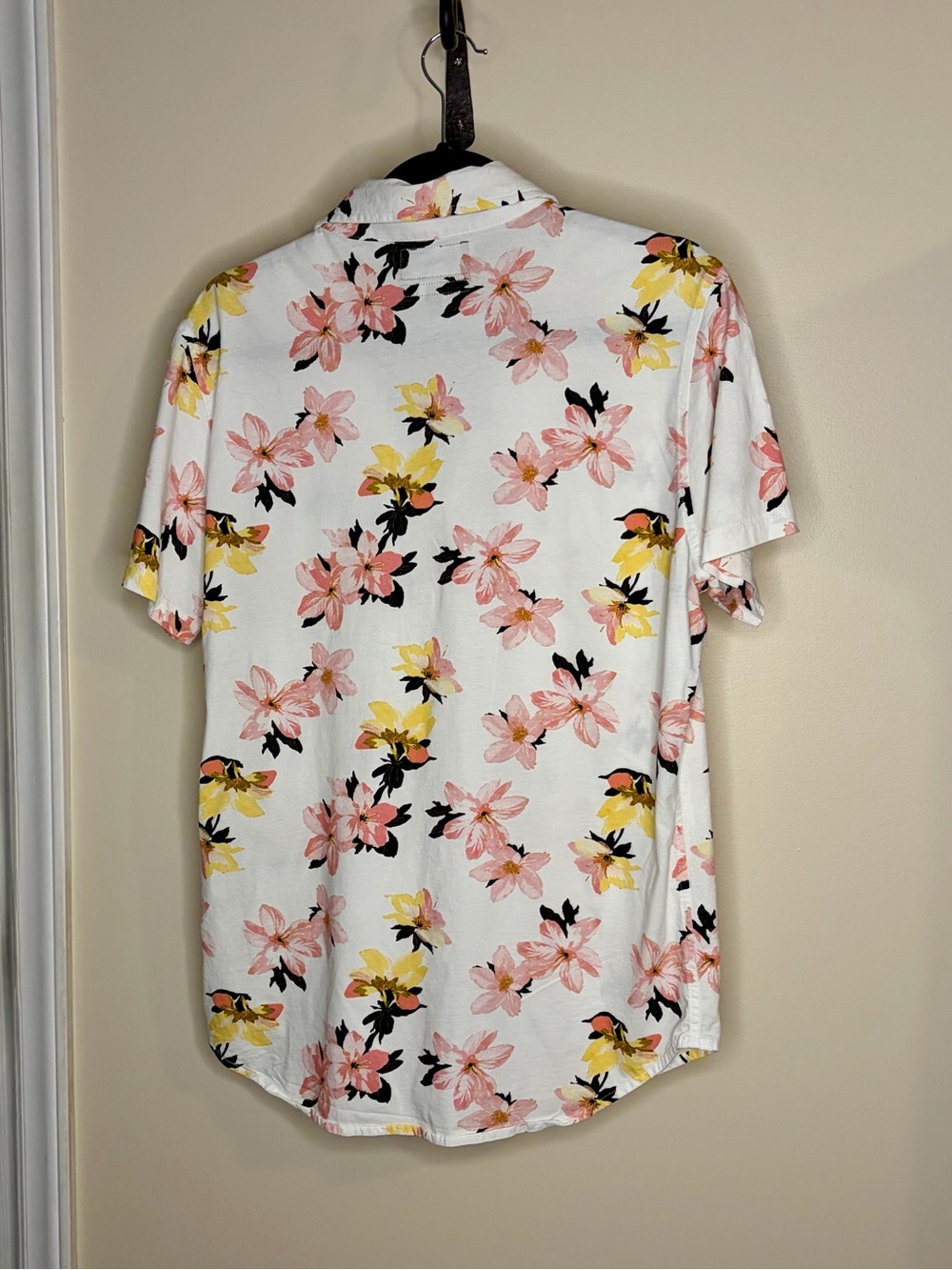 Bonobos White Short-Sleeve Button-Down with Pink & Yellow Floral Print #1076 - Picture 5 of 7